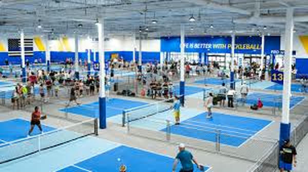 social pickleball